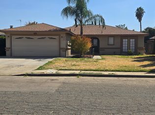 500 E Clark St, Madera, CA 93638