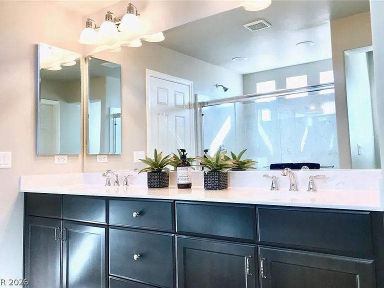 8288 Sorrel St — Photo 14