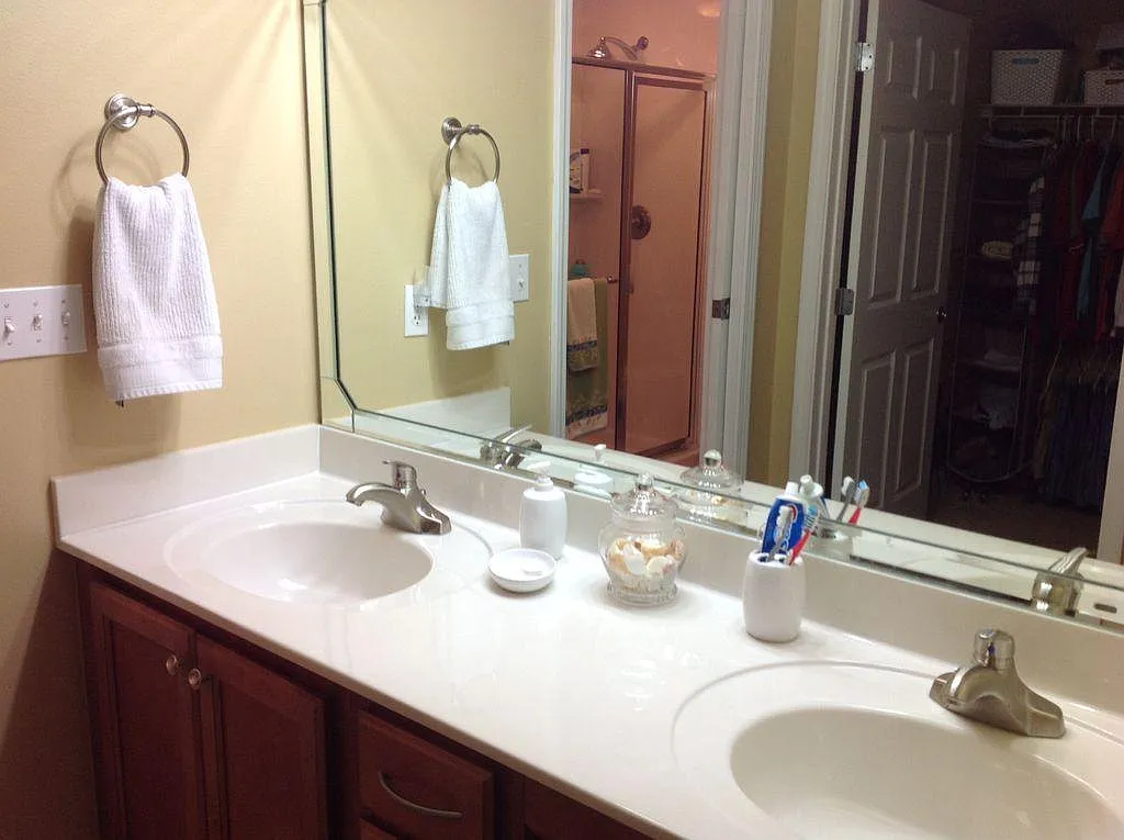 2 bed, 1248 sqft, $2,100 — Photo 4