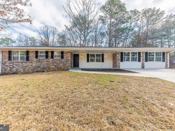 3884 Rockey Valley Dr, Conley, GA 30288