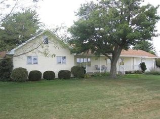 3624 S 8500e Rd, Saint Anne, IL 60964