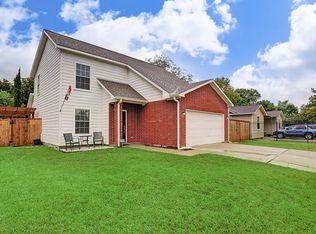 9701 Casa Loma Dr, Houston, TX 77041