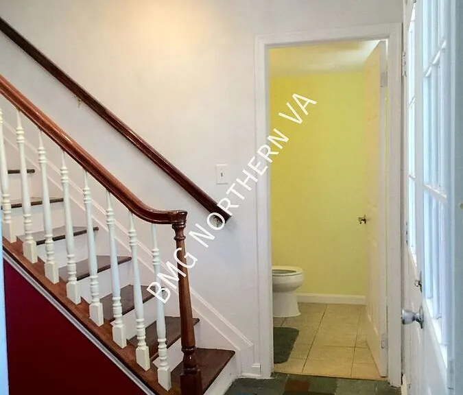8957 Rolling Rd — Photo 3