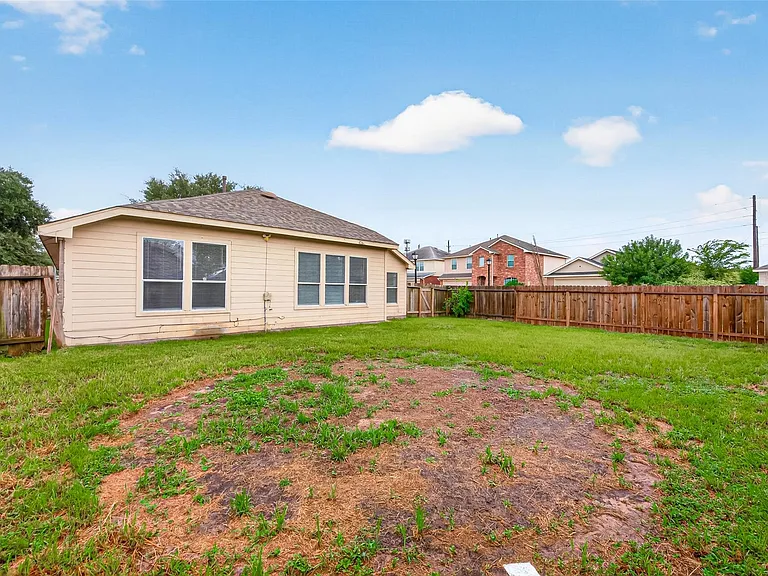 17230 Hollow Sands Ct — Photo 36