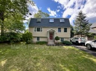 3 Horton Ln, Billerica, MA 01821