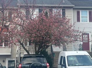4154 Pleasant Meadow Ct, Chantilly, VA 20151