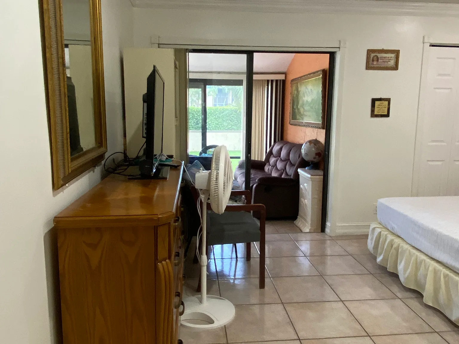 1 bed, 400 sqft, $1,000 — Photo 3