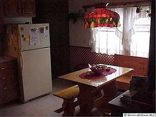 2nd image of 30 Shorehaven Trailer Park