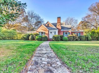 3215 Windsor Rd SW, Roanoke, VA 24018