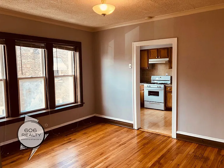 5214 W Crystal St #1 — Photo 4