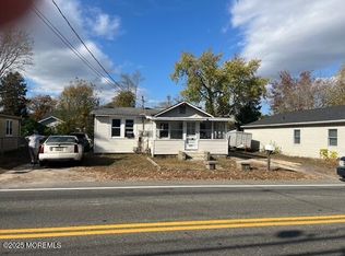 240 Beachwood Blvd, Beachwood, NJ 08722