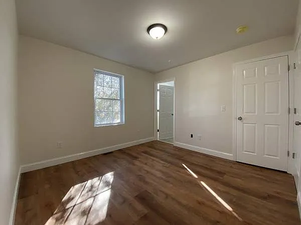 66 Ashton St #2 — Photo 5
