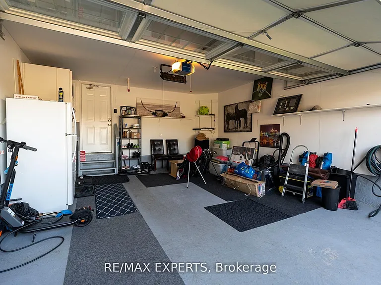 56 Donlamont Cir — Photo 40