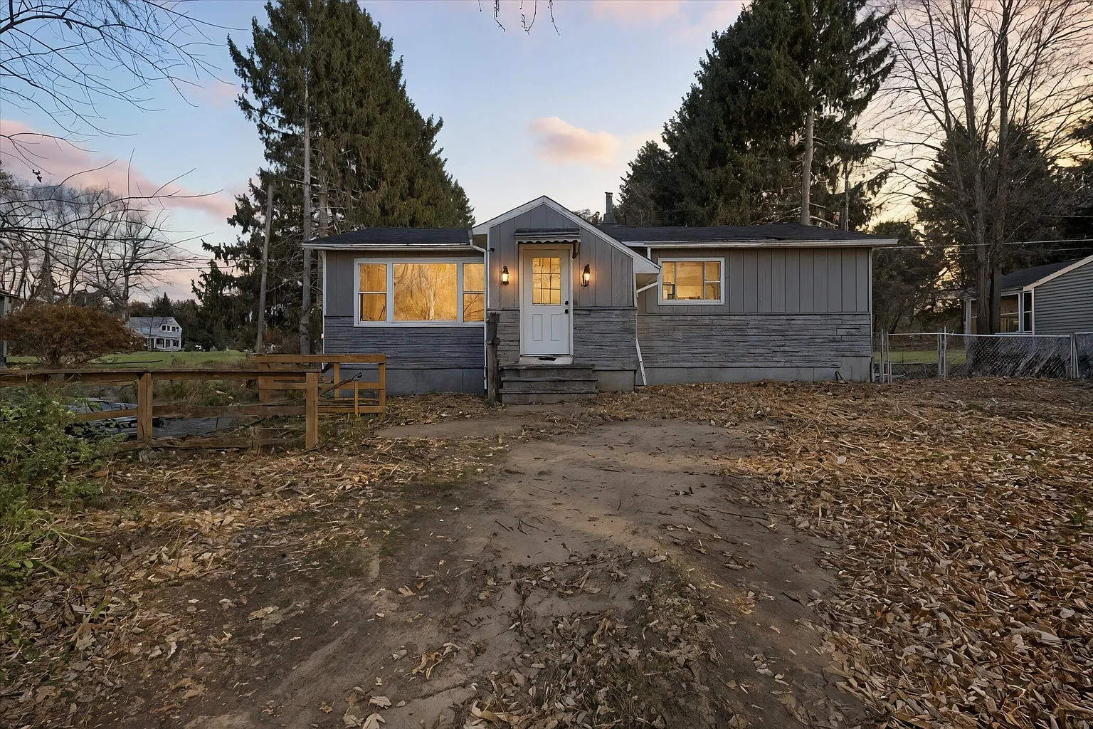 9470 Peck Rd photo 1