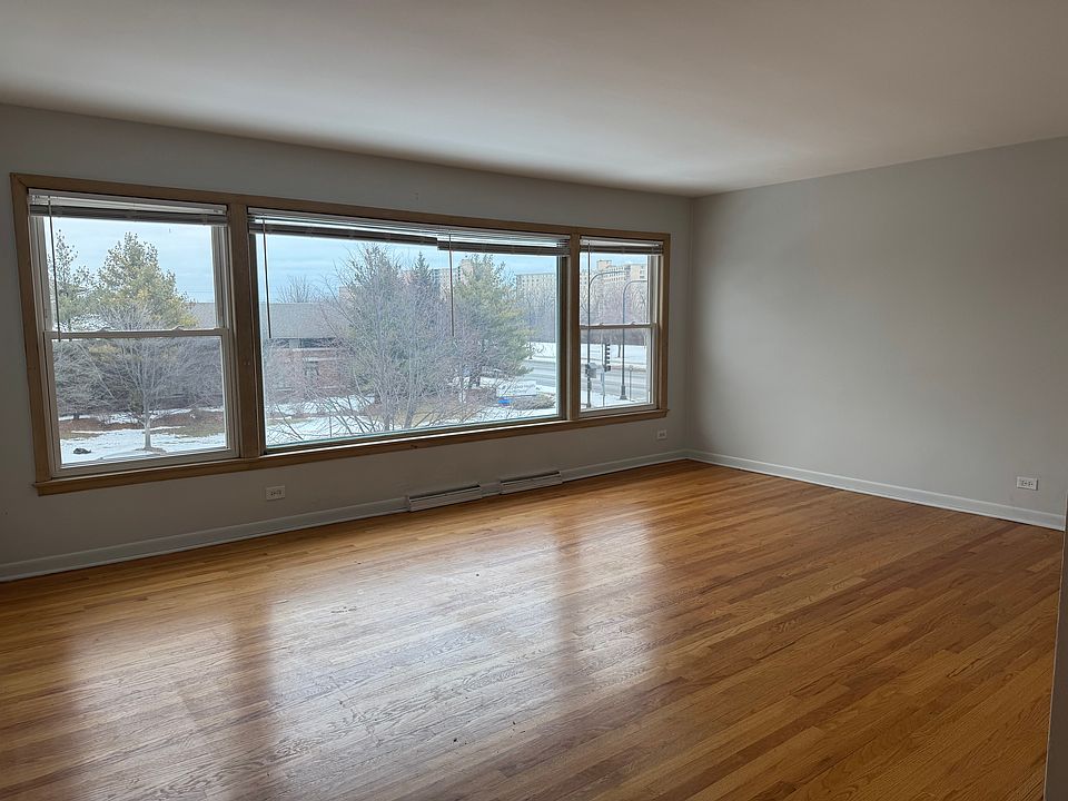 1st image of 3311 W Pratt Ave #2