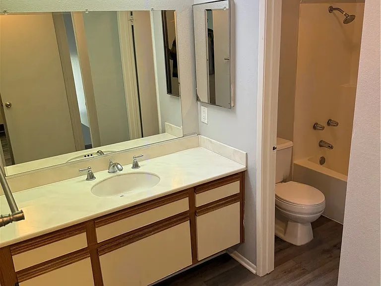 69 Stanford Ct — Photo 11