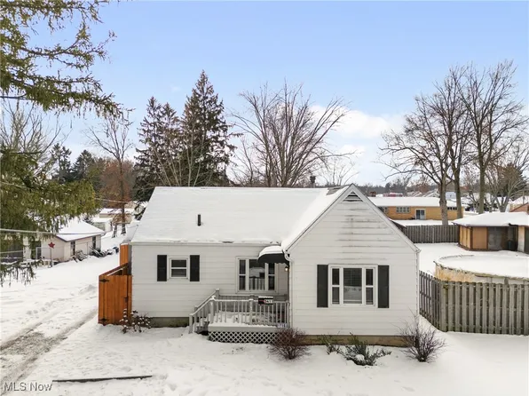 3411 Bailey St NW, Massillon, OH 44646