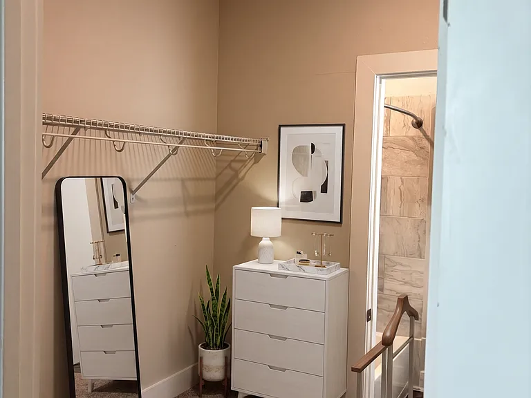Master Walk In Closet