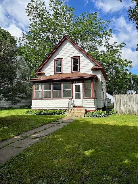 1st image of 3212 30th Ave S