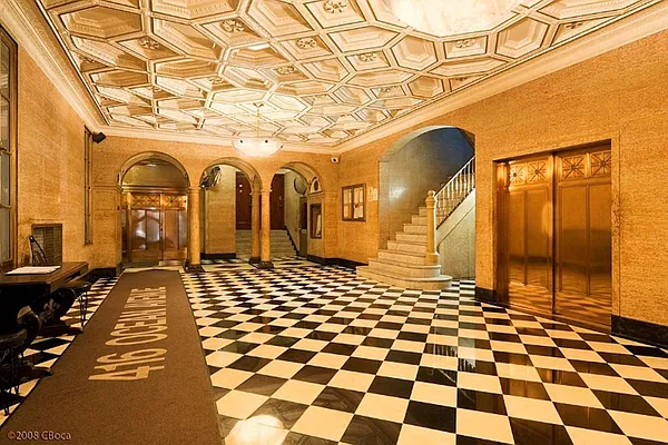 Sold by Compass | media 2