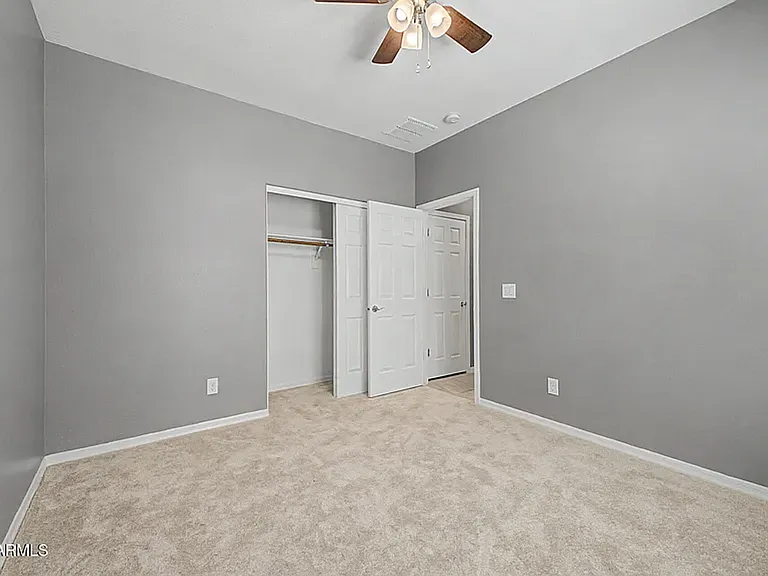 1502 W Alder Rd — Photo 14