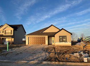937 Arthur Heights Dr, Fort Wayne, IN
