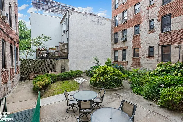 Sold by Brown Harris Stevens | media 17