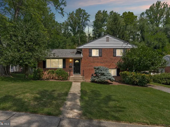 4903 Stickley Rd, Rockville, MD 20852