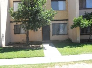 451 W Jackson St, Rialto, CA 92376