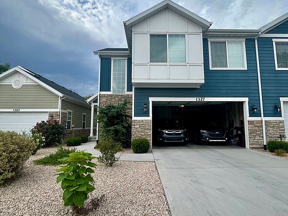 2nd image of 1327 E Lavon View Ct S