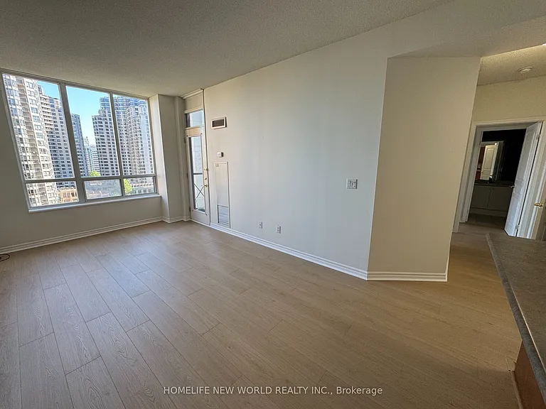 28 Byng Ave #1006 — Photo 6