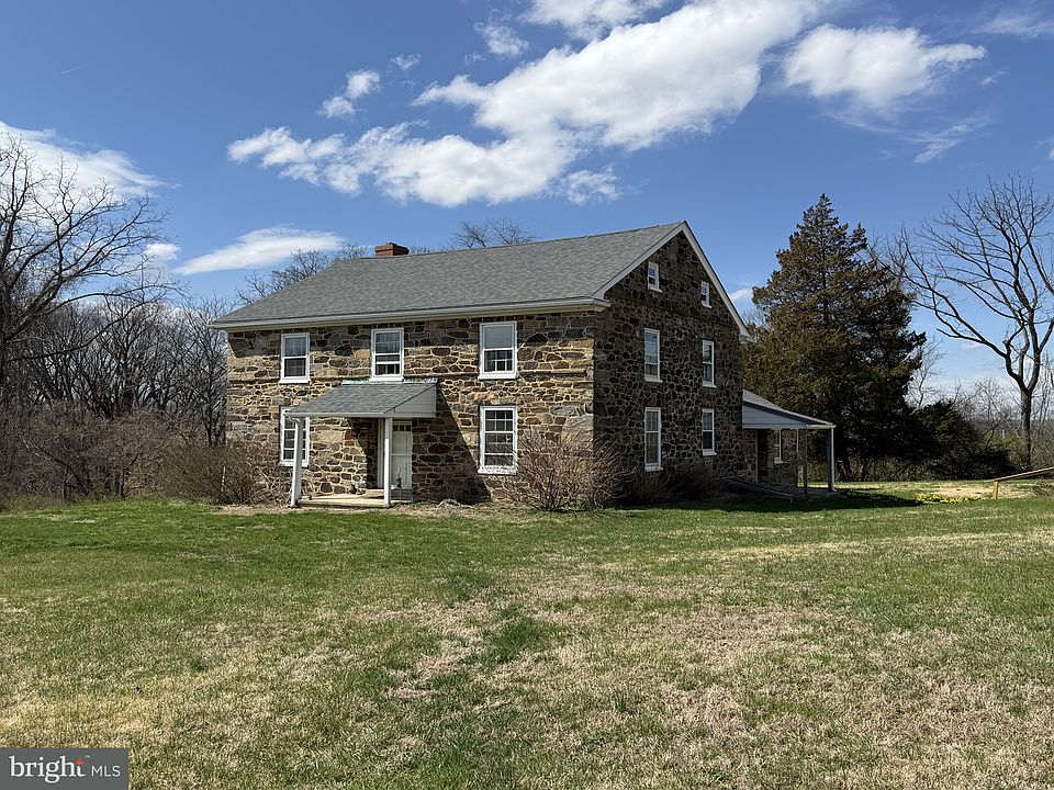 2nd image of 4700 Thompsons Bridge Rd