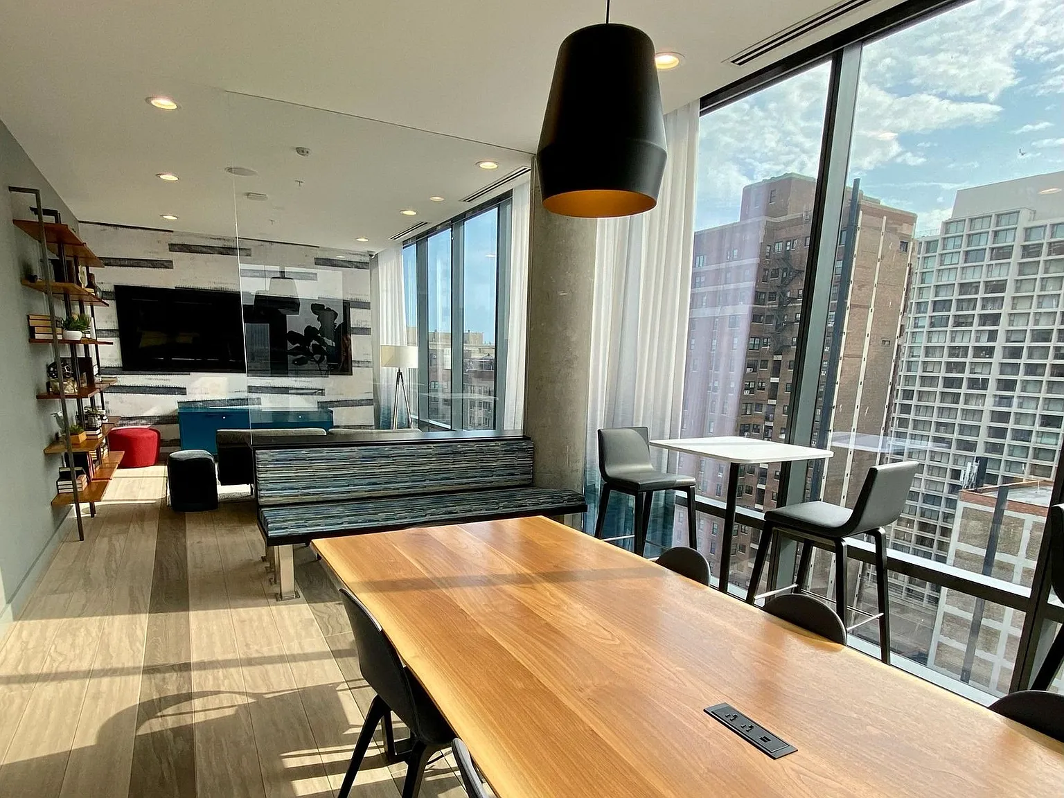 Four50 Residences — Photo 2