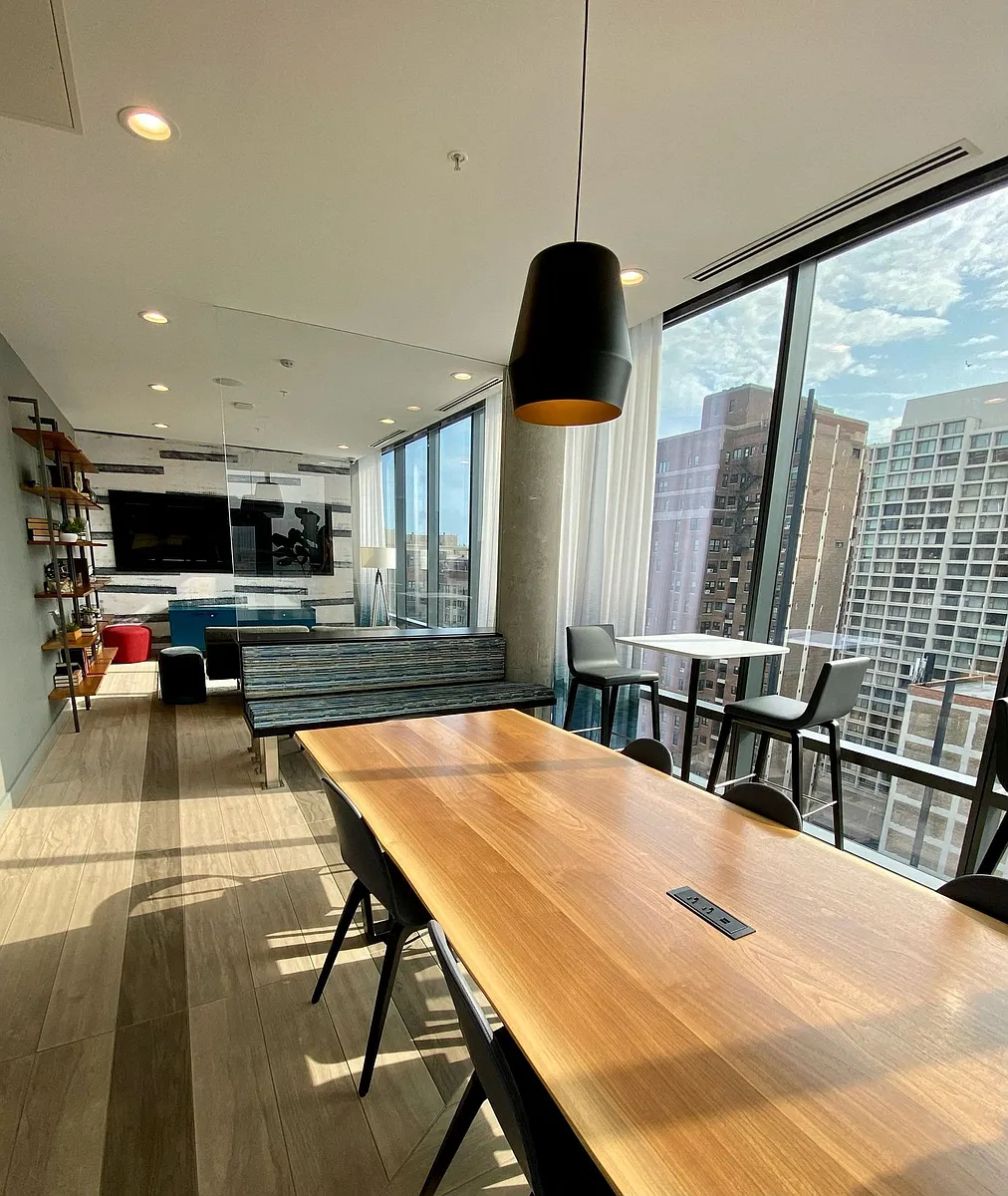 Building Photo - Four50 Residences