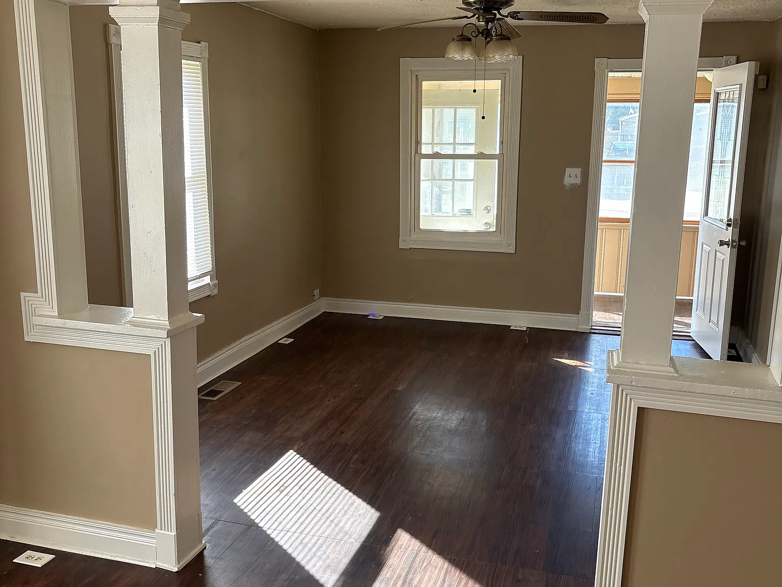2 bed, 792 sqft, $1,400 — Photo 2