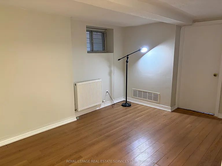 187 Geoffrey St #BASEMENT — Photo 7