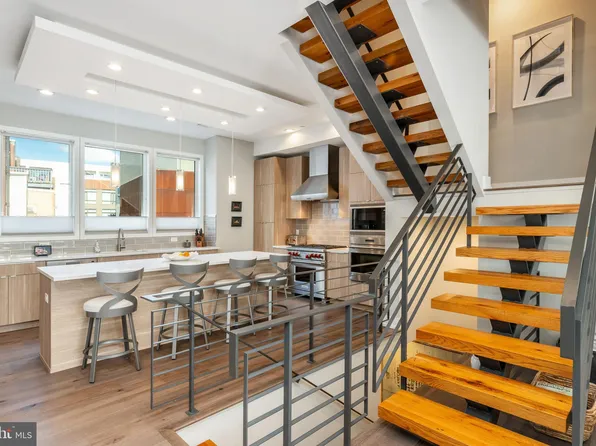 605 N Galloway St, Philadelphia, PA 19123