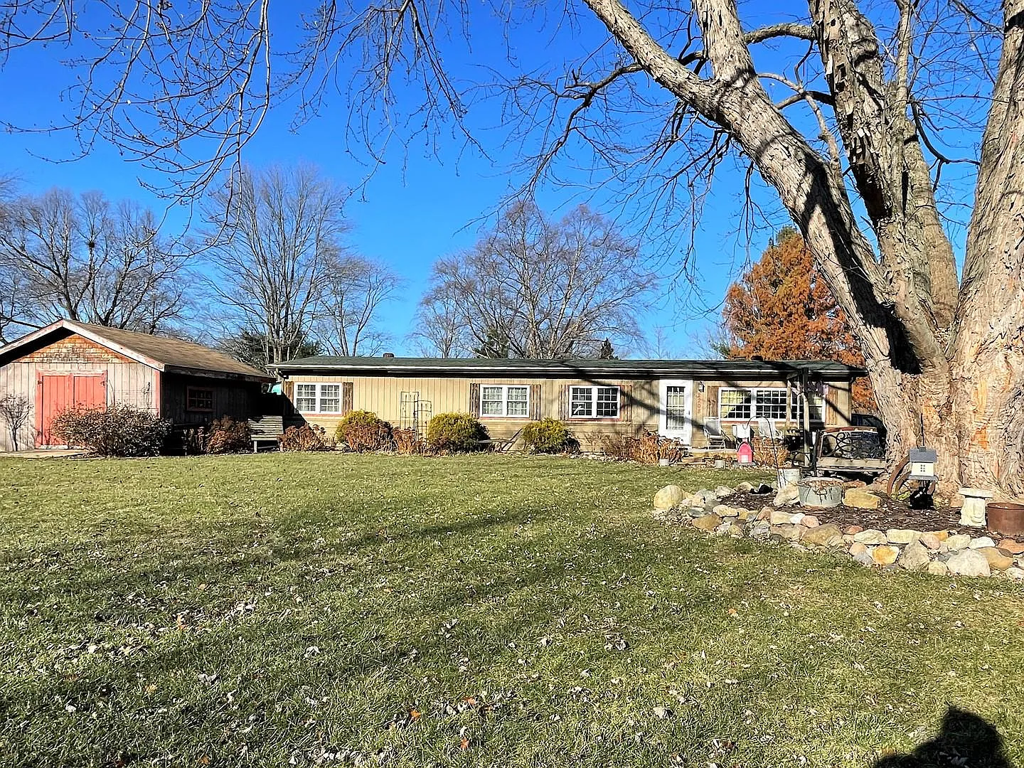 2208 Olen Dr photo 1