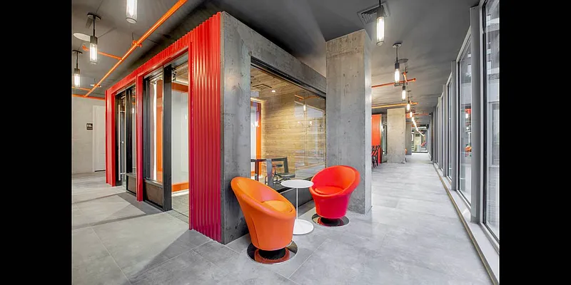 Rented by The KCI Group | media 19