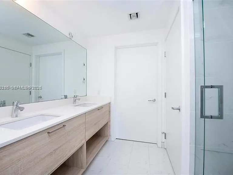 16385 Biscayne Blvd #2616 — Photo 14