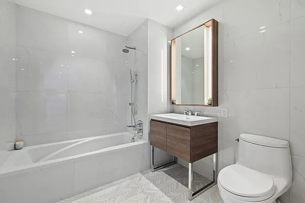 Rented by Douglas Elliman | media 7