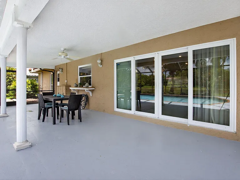 10305 Crosswind Rd — Photo 32