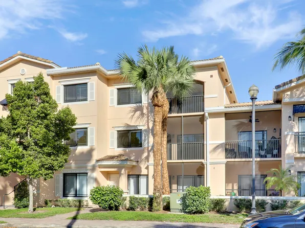 2808 Amalei Drive #203, Palm Beach Gardens, FL 33410