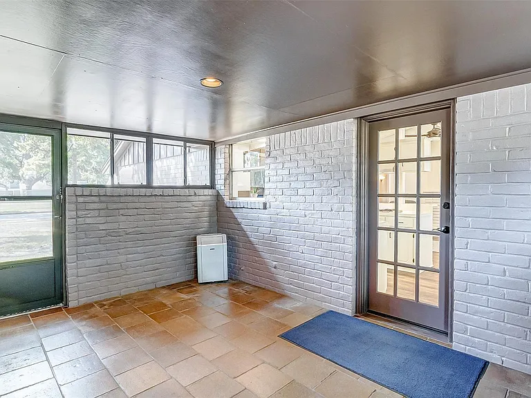 9218 Hammerly Blvd — Photo 32