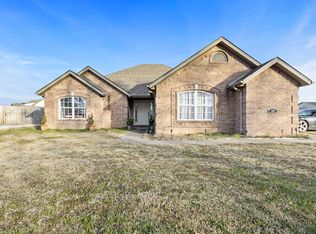 1681 Viney Grove Rd, Prairie Grove, AR 72753