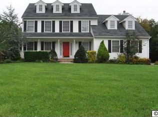 7 Feather Ln, Jackson, NJ