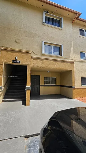 14910 SW 82nd Ter Photo 1