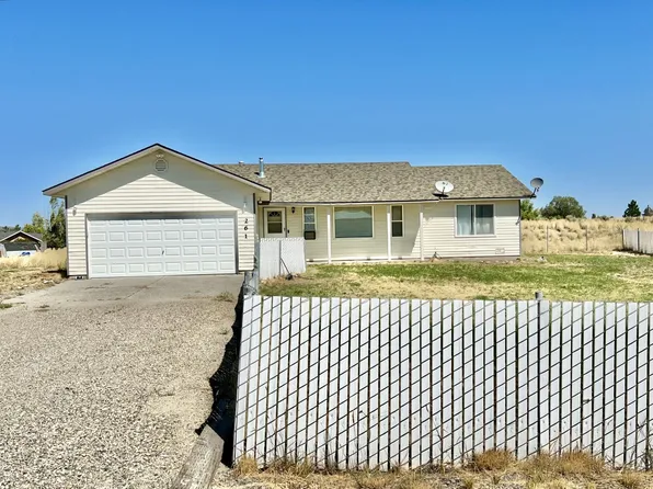 261 Northglen Dr, Spring Creek, NV 89815