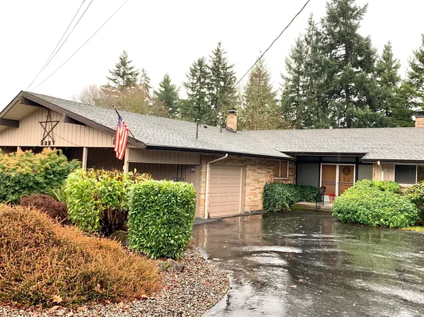 2227 Cascade Way, Longview, WA 98632