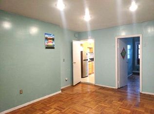 68-30 Groton St #1F, Forest Hills, NY 11375